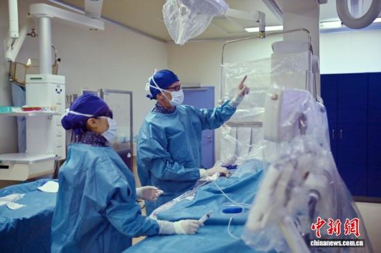 1017L()g(sh) z