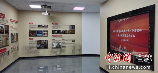 ؔ(ci)(jng)W(xu)tɫڽ^չؔ(ci)(jng)W(xu)/D